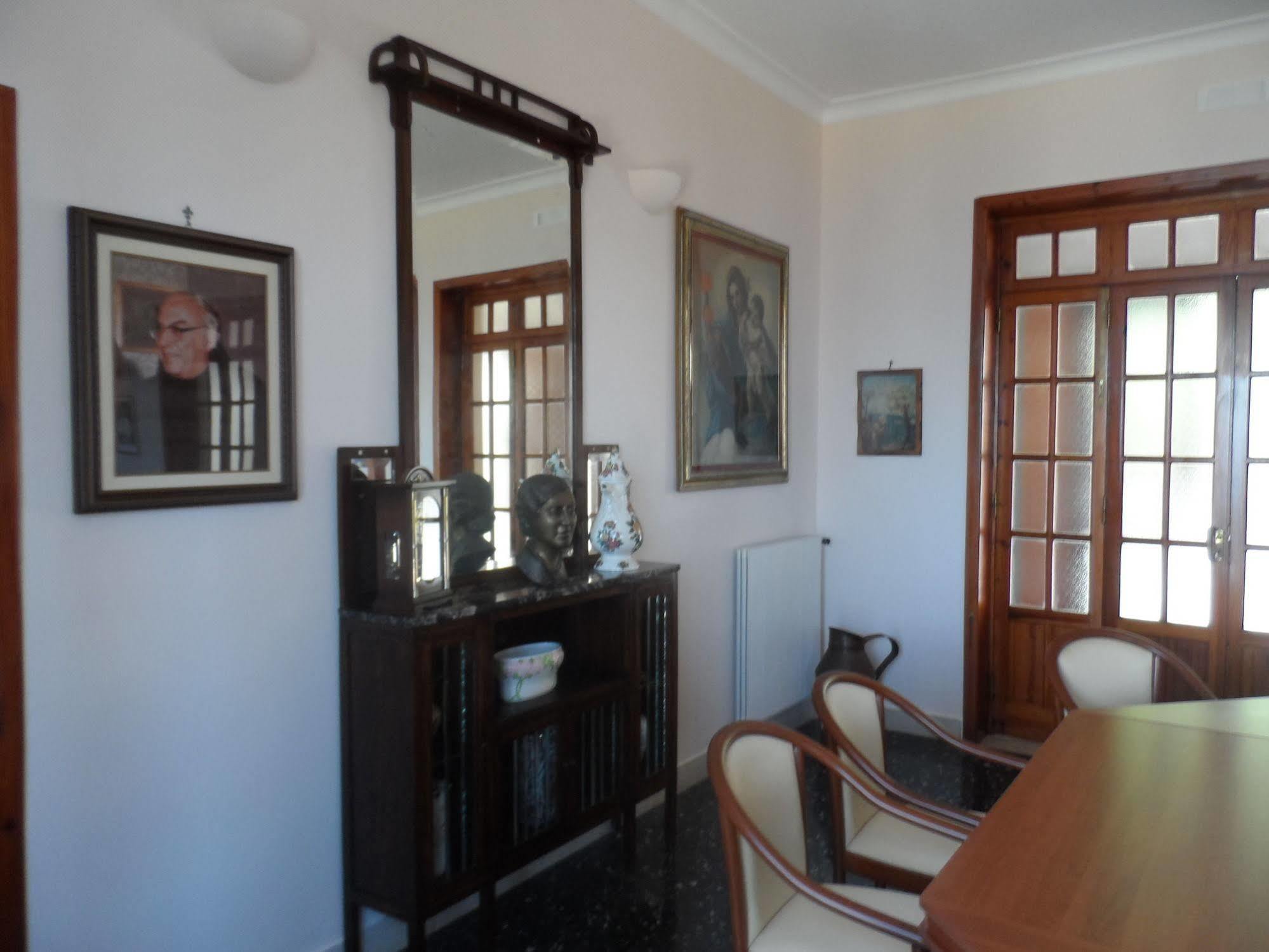 Hotel Ancelle Sorrento - Casa D'Accoglienza à Castellammare di Stabia Extérieur photo
