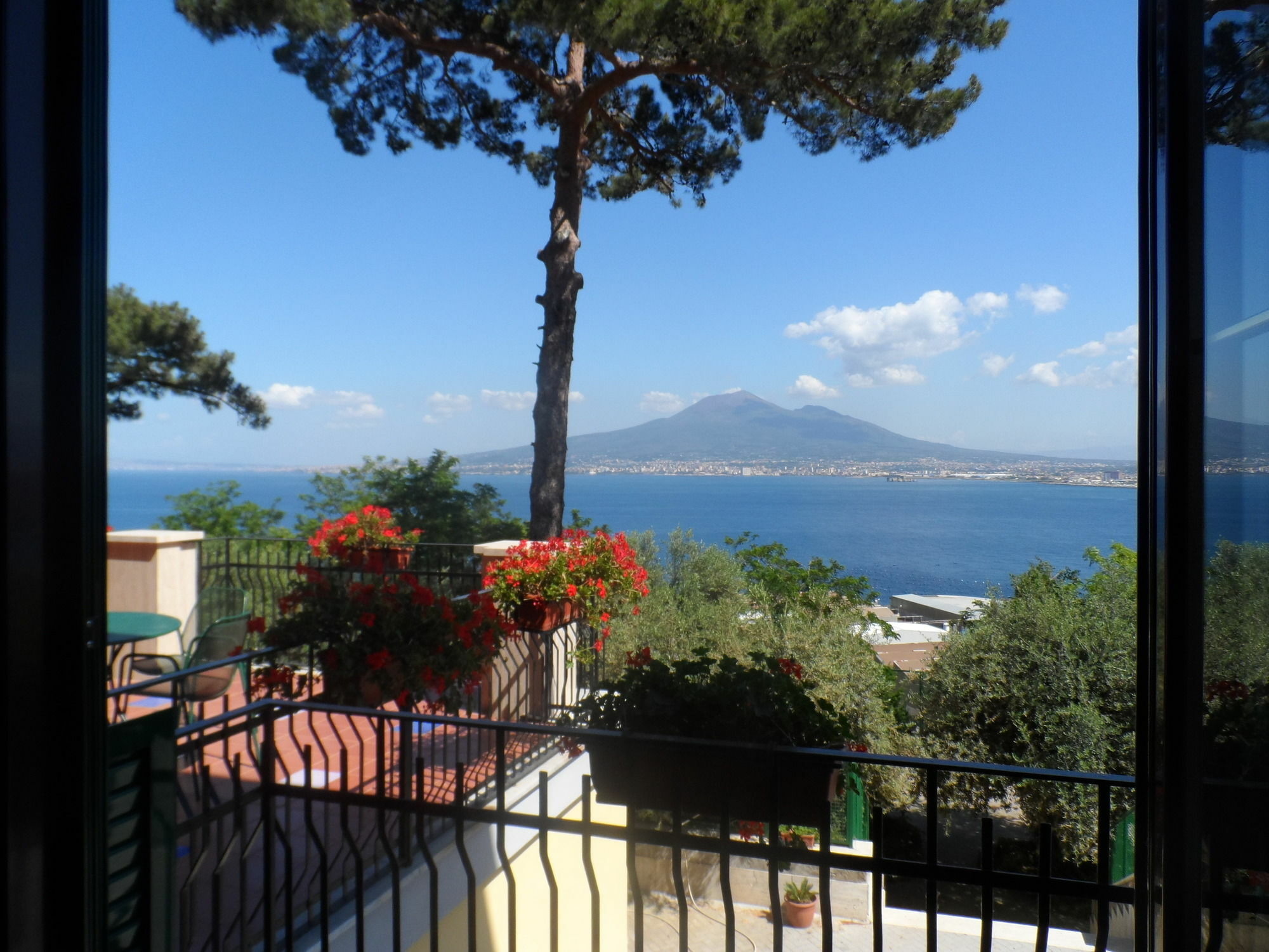 Hotel Ancelle Sorrento - Casa D'Accoglienza à Castellammare di Stabia Extérieur photo